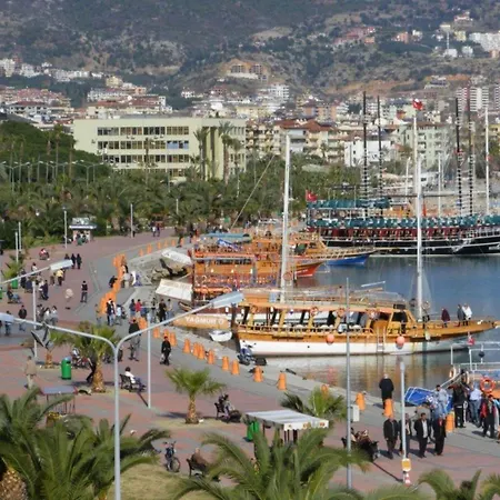 Panoramic With A Pool * Alanya