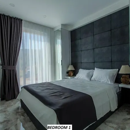 Semesterbostad Panoramic With A Pool *