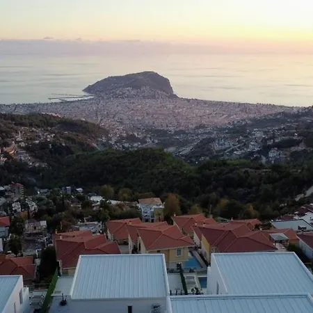 Panoramic With A Pool Alanya
