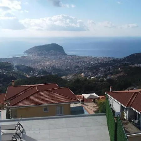 Panoramic With A Pool Nyaraló Alanya