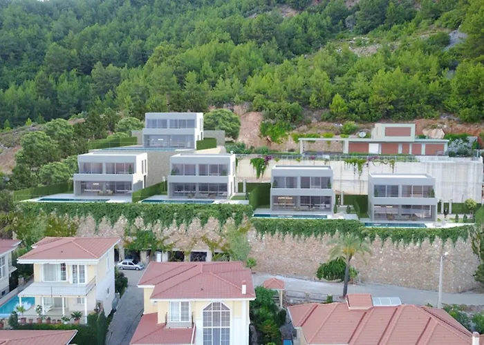 Vakantiehuis Panoramic With A Pool