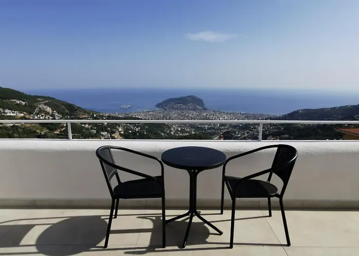 Panoramic With A Pool Vakantiehuis *