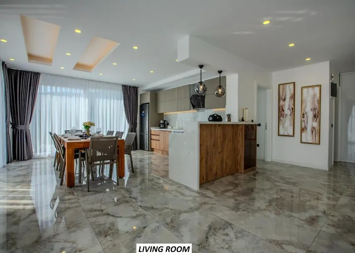 Panoramic With A Pool Vakantiehuis *