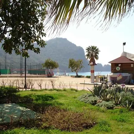 Panoramic With A Pool Feriehus