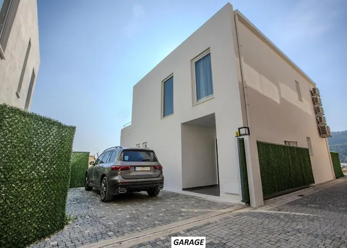 Panoramic With A Pool * ألانيا